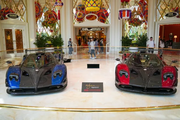 Kazino Slots of Vegas Android/iOS programa